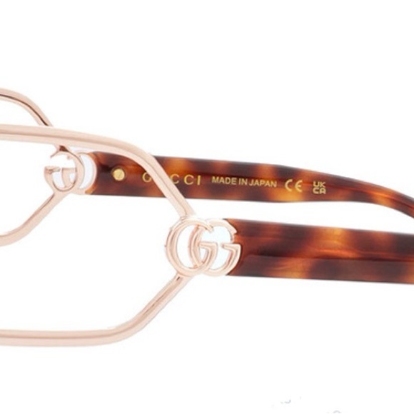 GUCCI Pink Gradient Butterfly Ladies Sunglasses
GG1564SA 004 61 Brand New main image 13